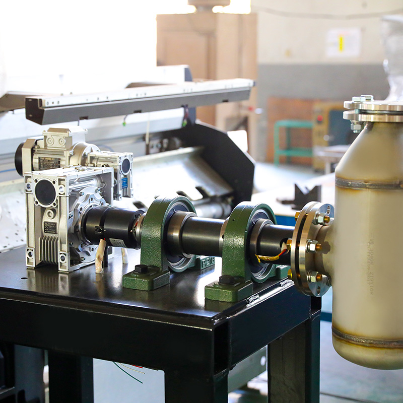 Pengering untuk mesin berputar