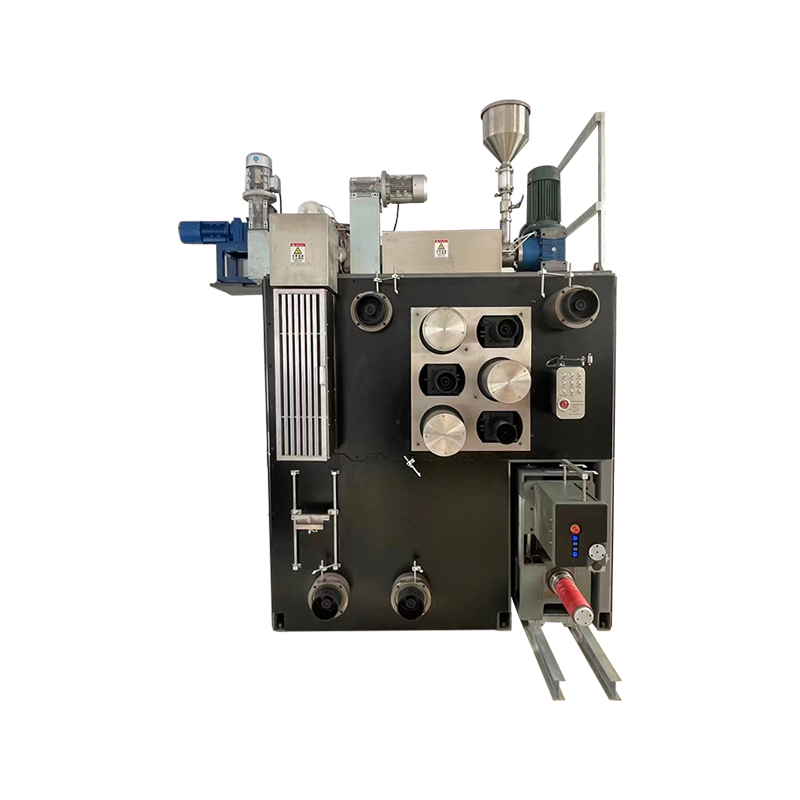 Juruterbang maju mencairkan mesin berputar